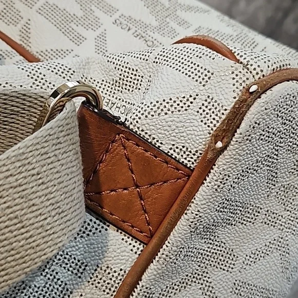 Michael KorsWomen's White Michael Signature Large Backpack - Picture 6 of 14